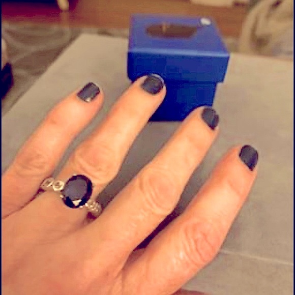 💙GORGEOUS GENUINE SAPPHIRE RING🎉 - Picture 3 of 9